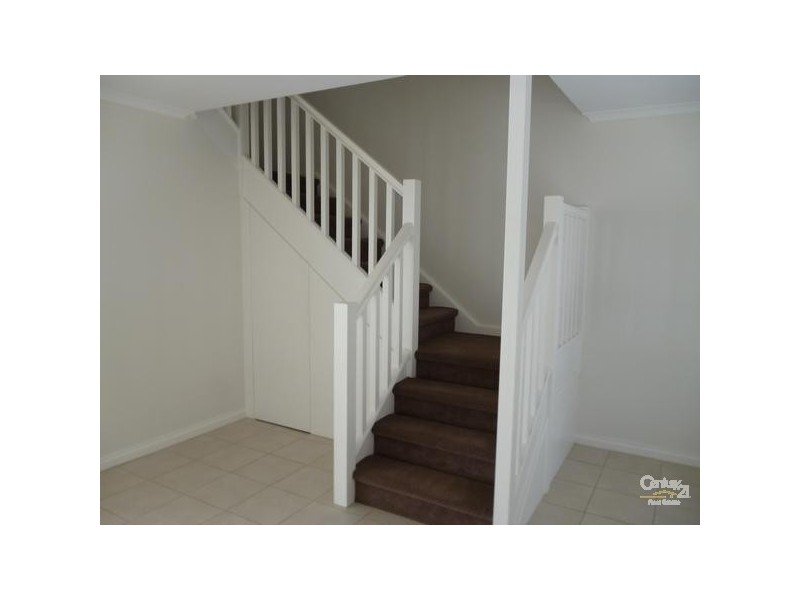 2 St Vincent Close, Hallett Cove SA 5158