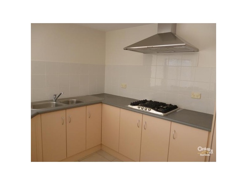 2 St Vincent Close, Hallett Cove SA 5158