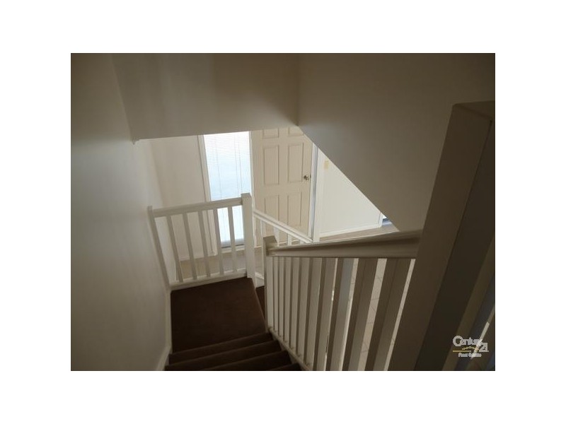 2 St Vincent Close, Hallett Cove SA 5158