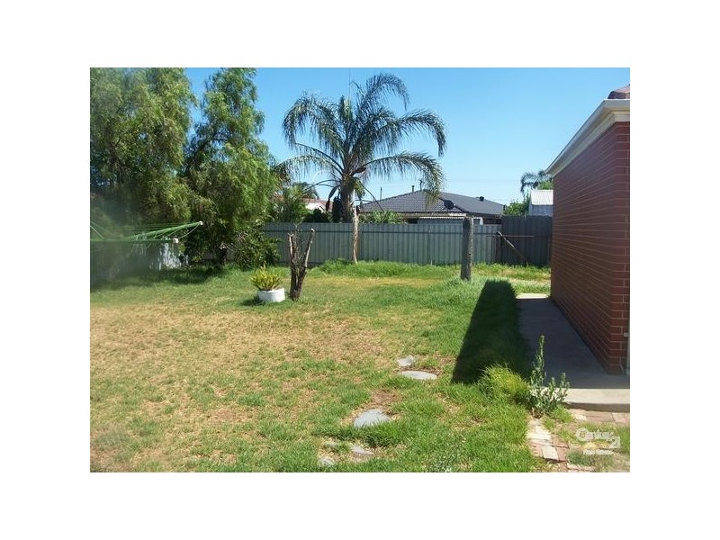 8 Findon Avenue, Seaton SA 5023