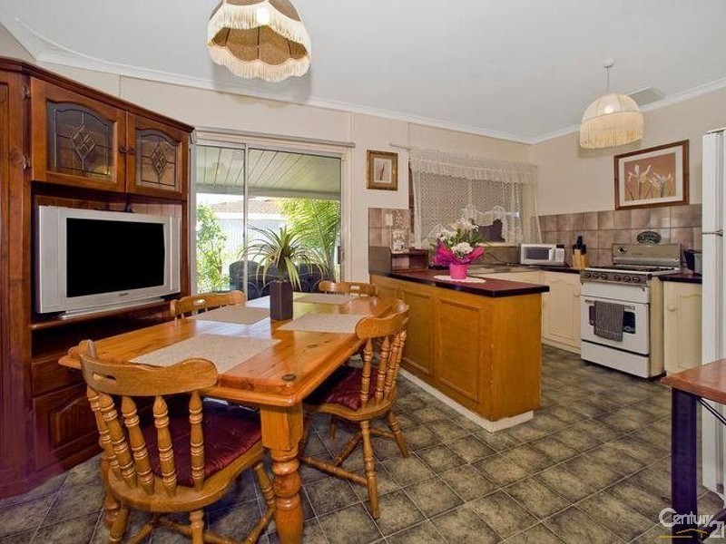 3 Duberal Ave, Salisbury East SA 5109