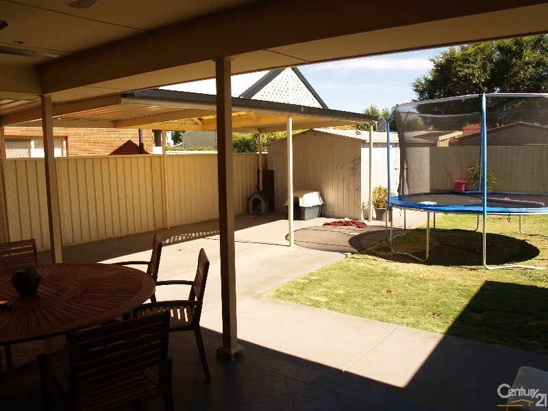 15 Broughton Avenue, Kurralta Park SA 5037