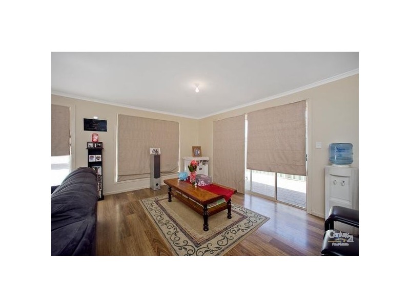 8 Grove Avenue, Elizabeth Park SA 5113