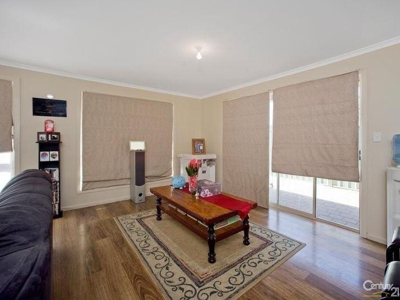 8 Grove Avenue, Elizabeth Park SA 5113