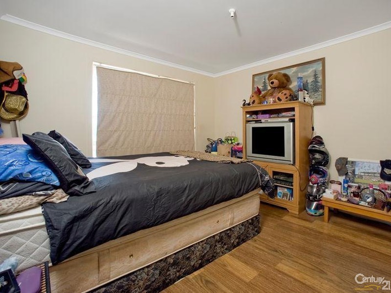 8 Grove Avenue, Elizabeth Park SA 5113
