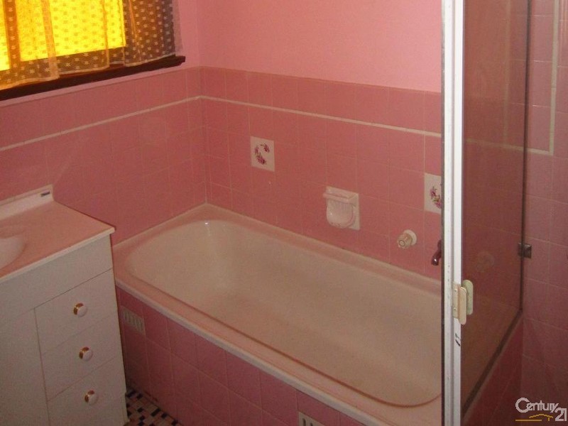 8 Angela Ave, Brahma Lodge SA 5109