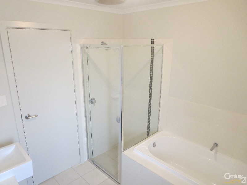 2 Grove Avenue, Elizabeth Park SA 5113