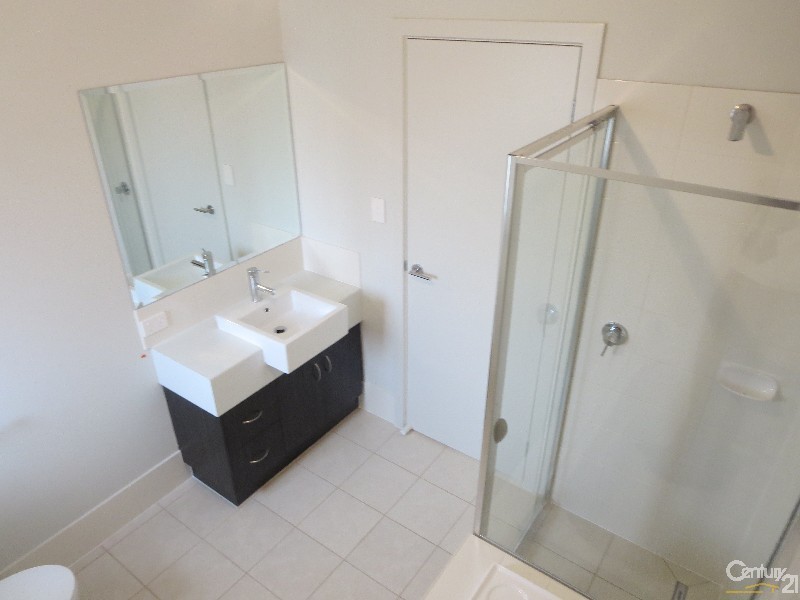 2 Grove Avenue, Elizabeth Park SA 5113