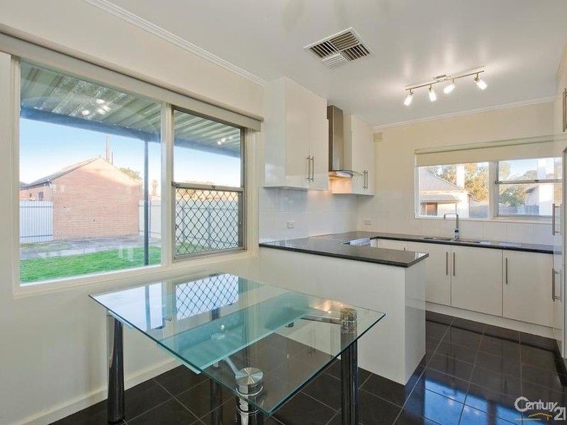 11 Ruby Street, Peterhead SA 5016