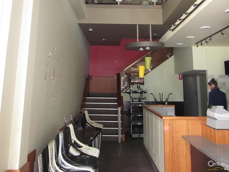 5 Moseley Square, Glenelg SA 5045