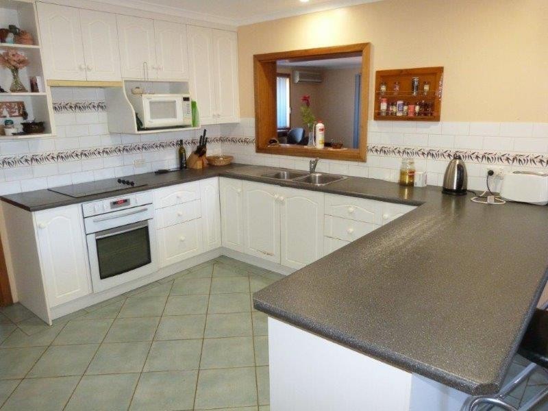 6 North Terrace, Stirling North SA 5710