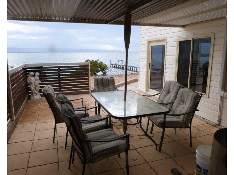 6 Penglase Court (downstairs), Commissariat Point SA 5700