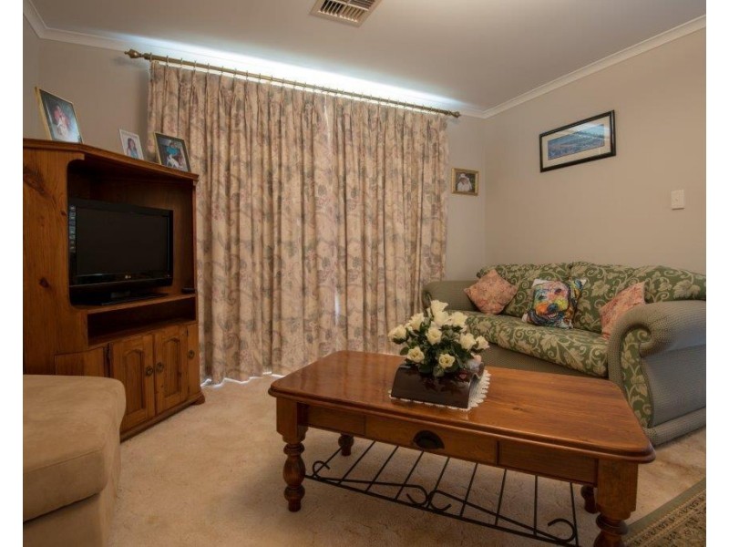 2 Catherine Street, Stirling North SA 5710