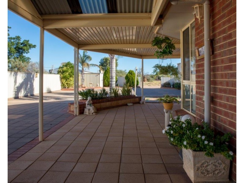 2 Catherine Street, Stirling North SA 5710