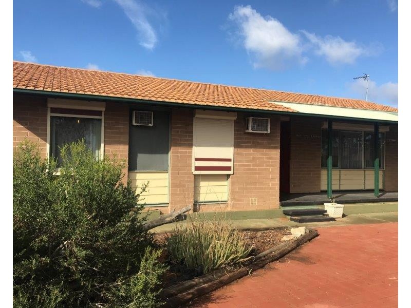 14 Harris Crescent, Port Augusta West SA 5700