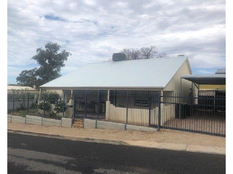 17 Beer Street, Port Augusta West SA 5700