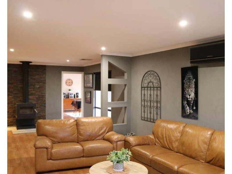 5 Woodroffe Court, Port Augusta West SA 5700