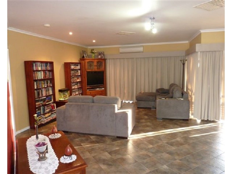 1 Raedel Court, Port Augusta West SA 5700
