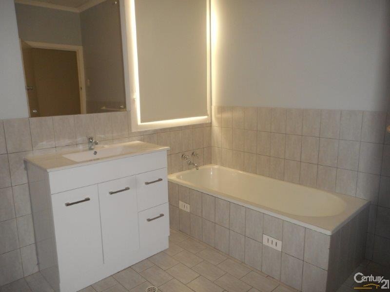 11 Loudon Road, Port Augusta West SA 5700