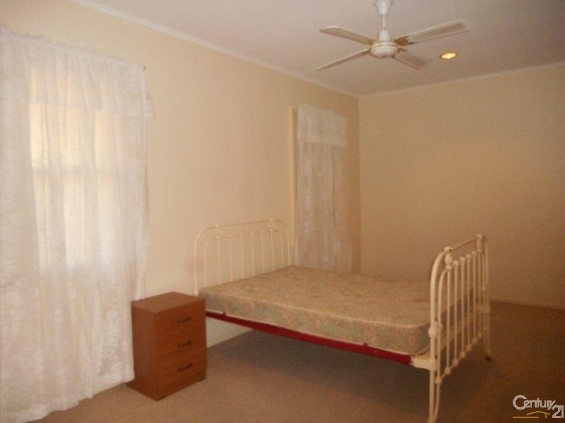 11 Loudon Road, Port Augusta West SA 5700