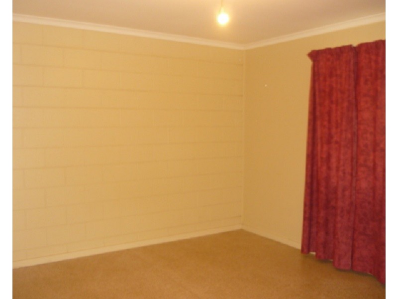 4 Hurcombe Crescent, Port Augusta West SA 5700