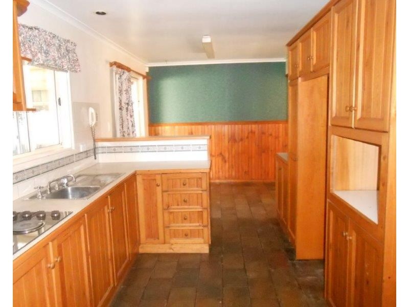 27 Richardson Crescent, Port Augusta West SA 5700