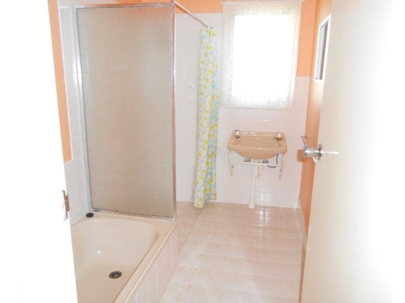 27 Richardson Crescent, Port Augusta West SA 5700