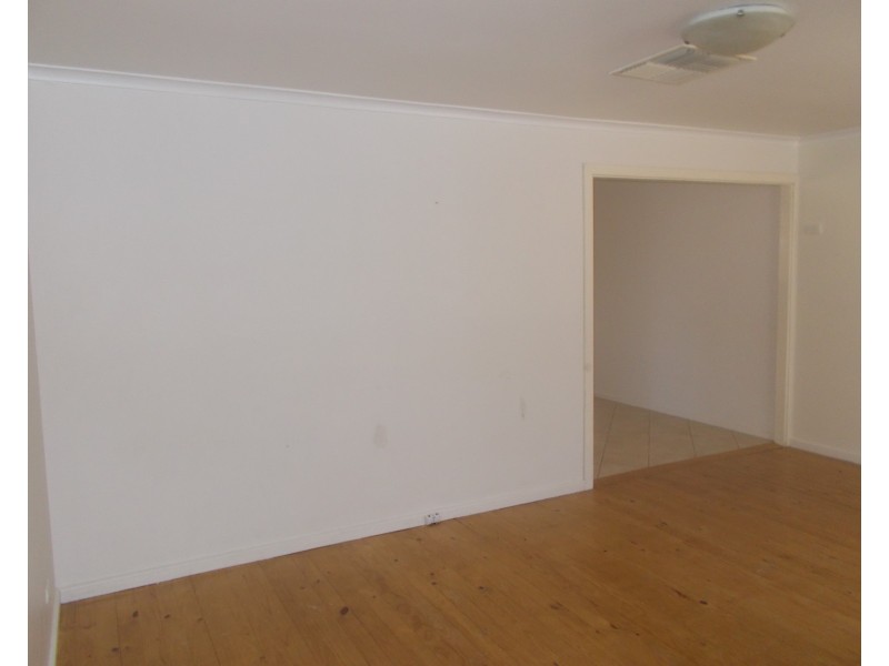 1 Kirwan Crescent, Port Augusta West SA 5700