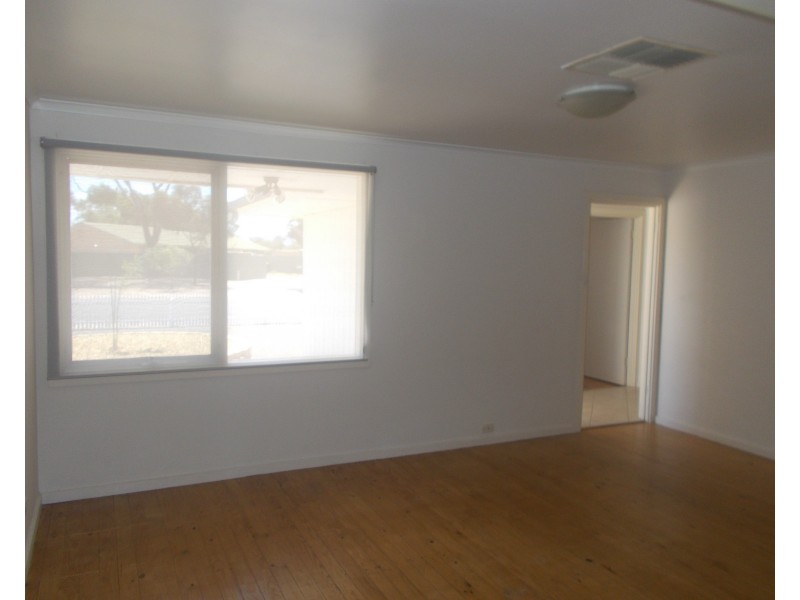 1 Kirwan Crescent, Port Augusta West SA 5700