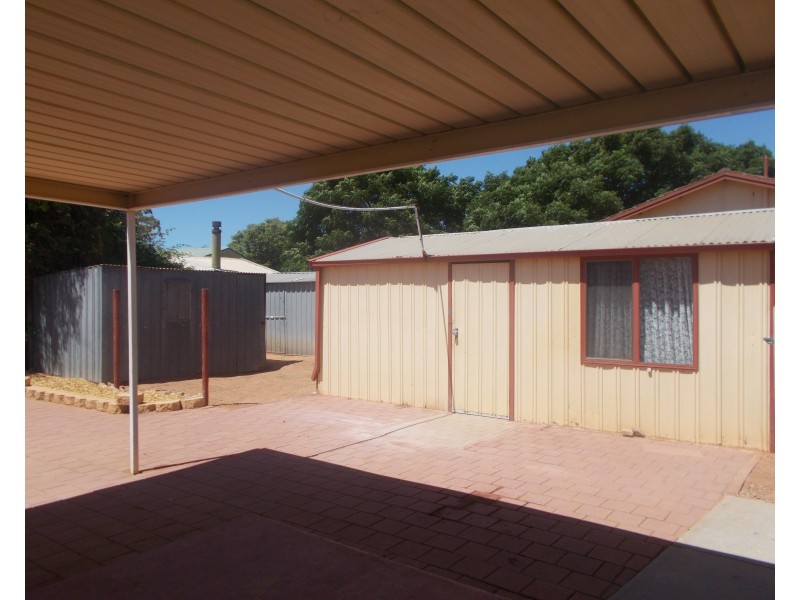 1 Kirwan Crescent, Port Augusta West SA 5700