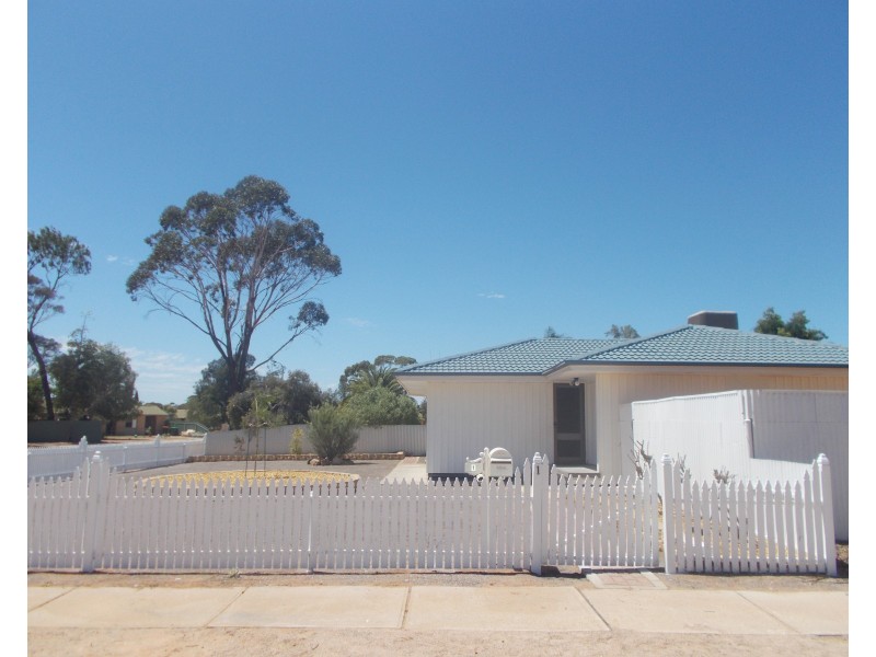 1 Kirwan Crescent, Port Augusta West SA 5700