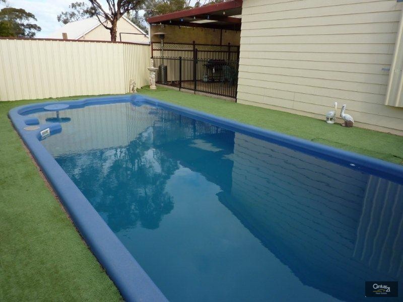 10 Hartley Street, Port Augusta West SA 5700