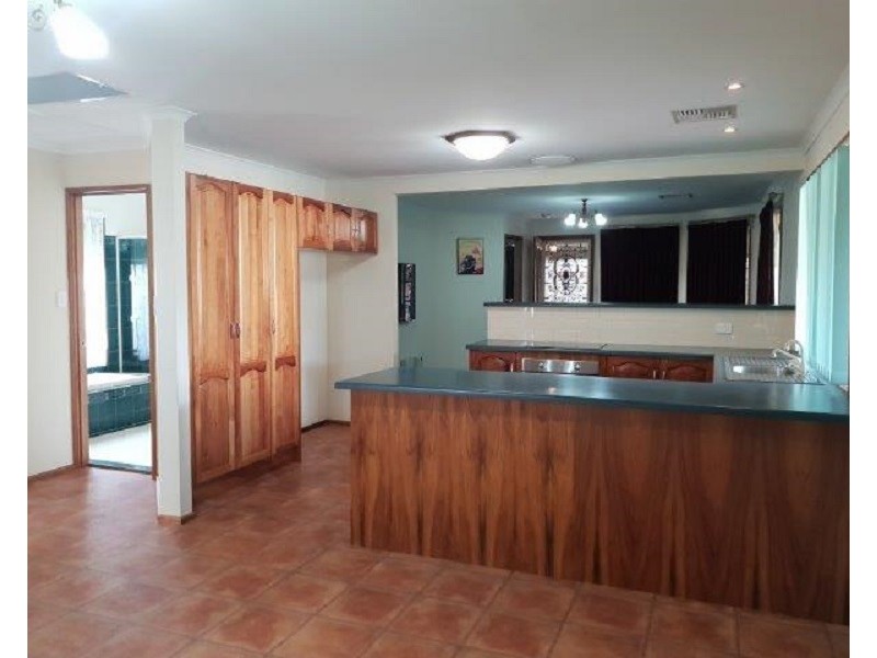 11 Margaret Avenue, Stirling North SA 5710