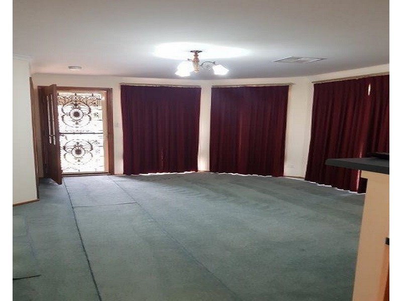 11 Margaret Avenue, Stirling North SA 5710