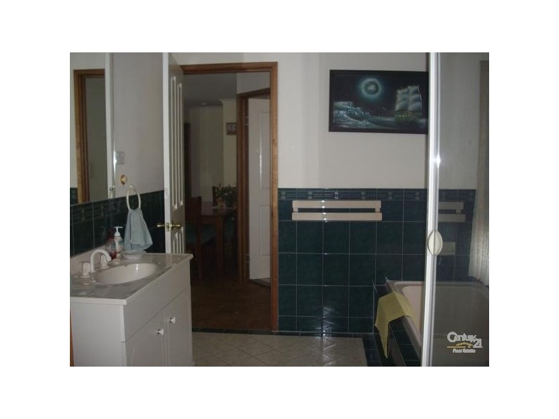 11 Margaret Avenue, Stirling North SA 5710