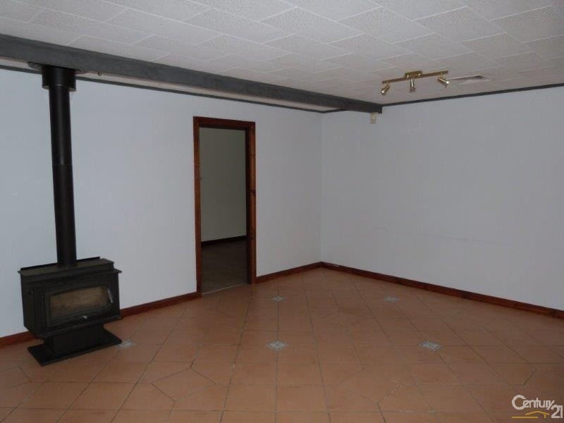 15 Margaret Avenue, Stirling North SA 5710