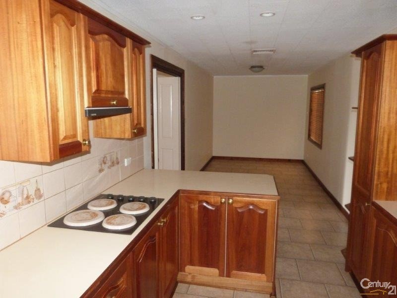 15 Margaret Avenue, Stirling North SA 5710