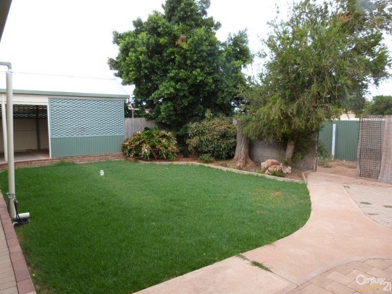 15 Margaret Avenue, Stirling North SA 5710