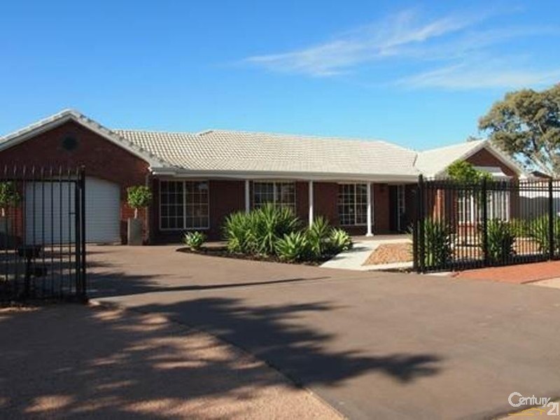 14 Cobbin Street, Port Augusta West SA 5700