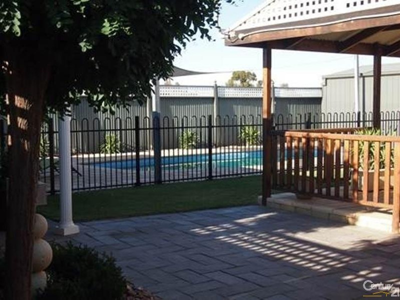 14 Cobbin Street, Port Augusta West SA 5700