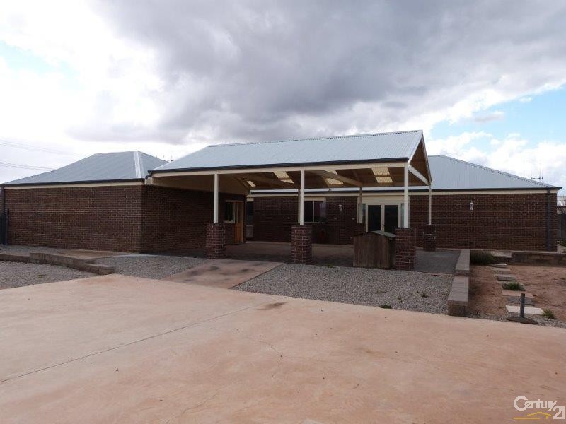 2 Duregon Street, Stirling North SA 5710