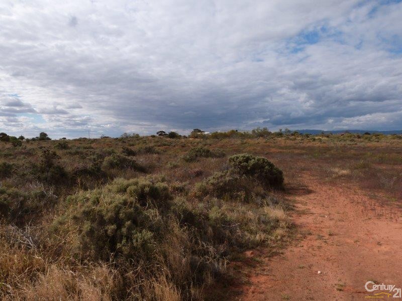 33 Hanrahan Street (cnr Slade Rd), Port Augusta West SA 5700