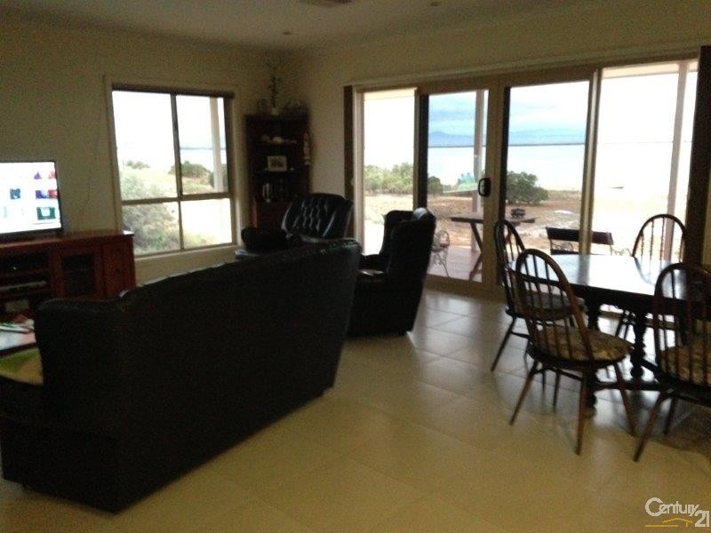 4 Hemers Court, Blanche Harbor SA 5700