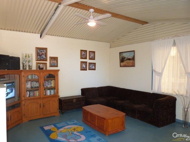 3 Johnson Avenue, Stirling North SA 5710