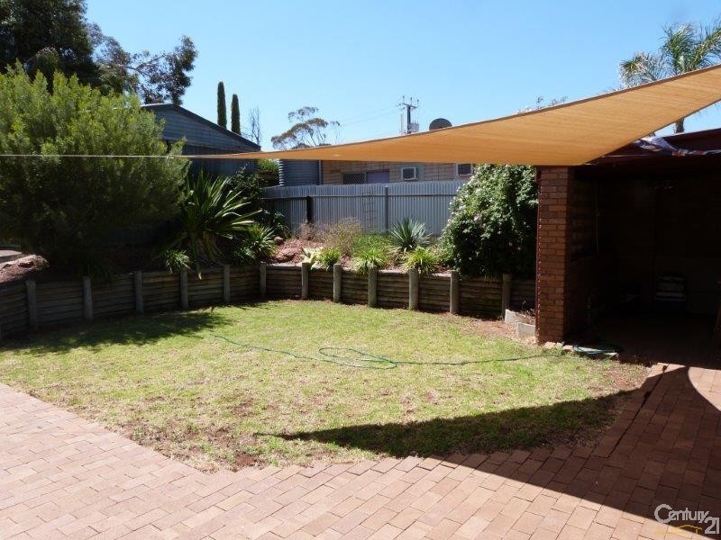 8 Warrenback Road, Port Augusta West SA 5700