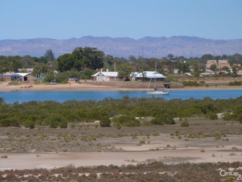 8 Warrenback Road, Port Augusta West SA 5700