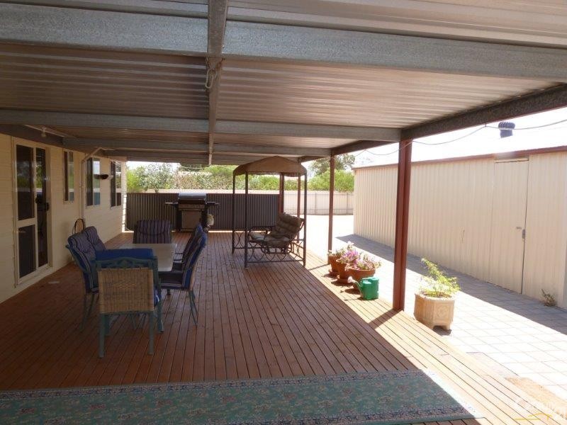 1 Jane Street, Stirling North SA 5710