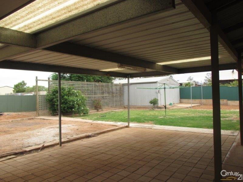 19 Finlay Street, Stirling North SA 5710