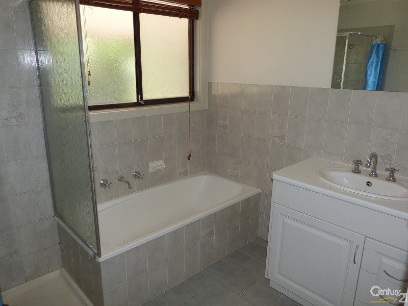 11 Nestor Street, Stirling North SA 5710