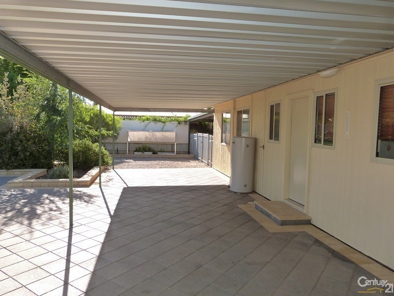 11 Nestor Street, Stirling North SA 5710